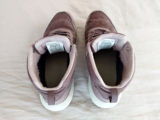 Zapatillas altas moradas impermeables talla 38