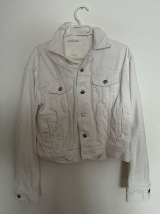Chaqueta vaquera blanca