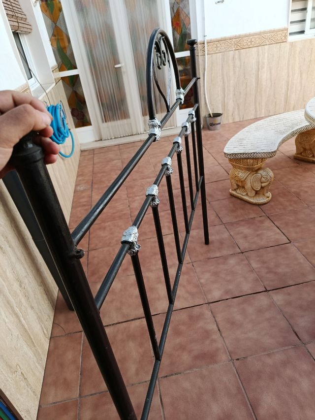 Cabecero de cama de hierro forjado