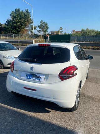 Peugeot 208 2017