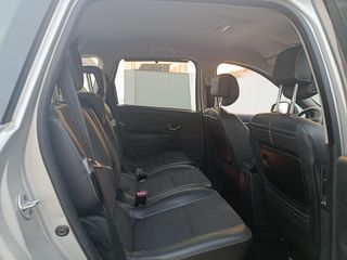 Renault Scenic 2012