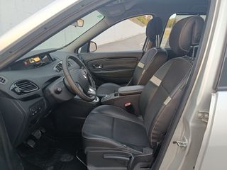 Renault Scenic 2012