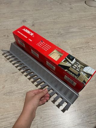 Soporte Adinor Extensible para Corbatas Gris