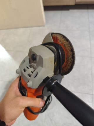 Amoladora Black + Decker original