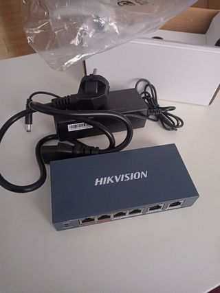 Switch Hikvision 4+2 Pro Series PoE