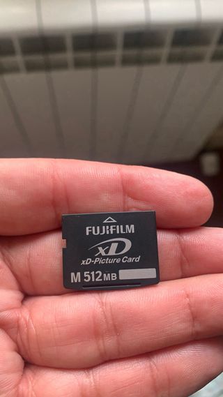 Cámara Digital Olympus C-170 4MP