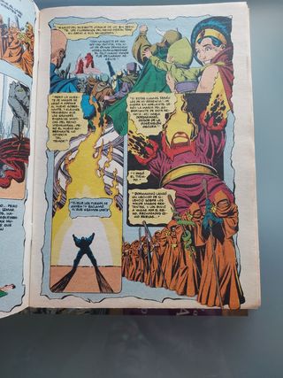 ÁLBUM ESPECIAL MARVEL HÉROES CON 3 NUMS EXTRA