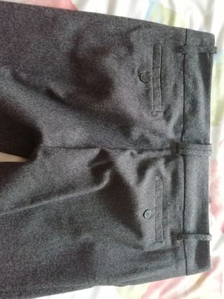 Pantalón de vestir Zara marrón talla 40