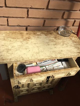 Mueble antiguo de madera
