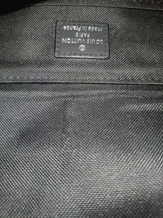 Precio algo negociable.
Bandolera Louis Vuitton.

