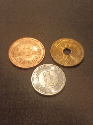 3 Monedas de Japón sin circular