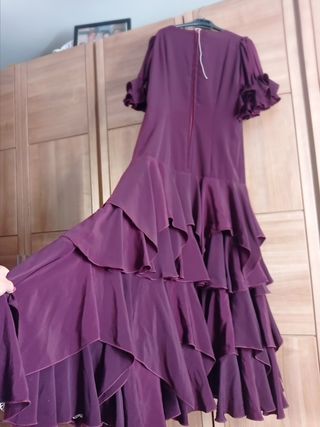 Traje de flamenca morado talla 44