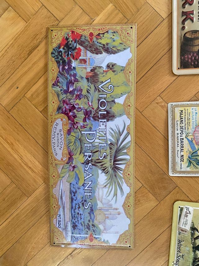 Placas de metal,para coleccion o decorar.