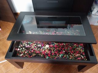Mesa de centro de madera y cristal