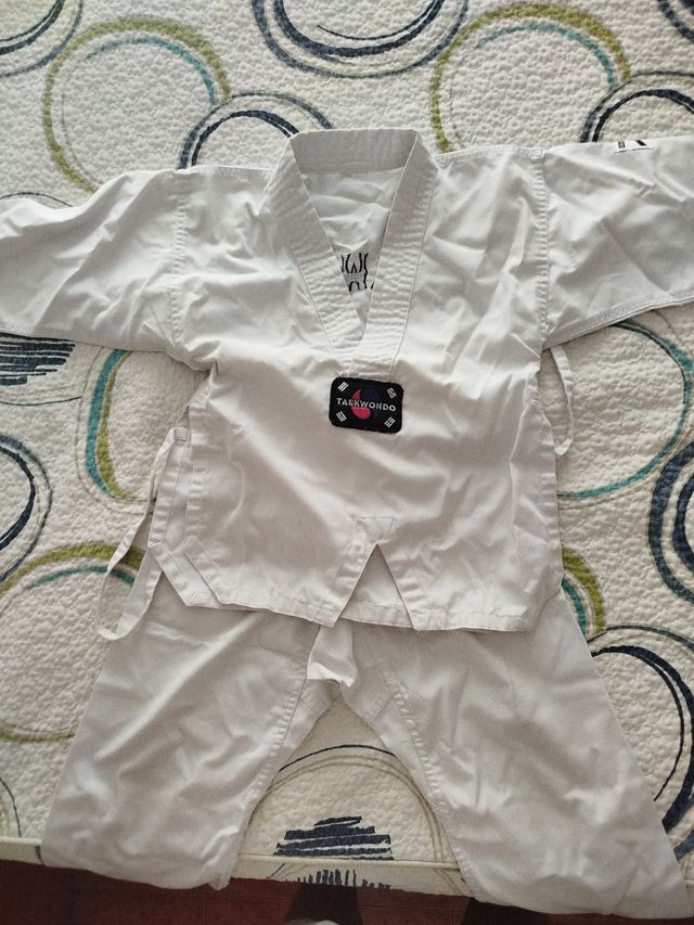 Traje de Taekwondo para niño