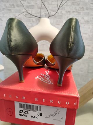 Zapatos de fiesta Pilar Burgos verdes