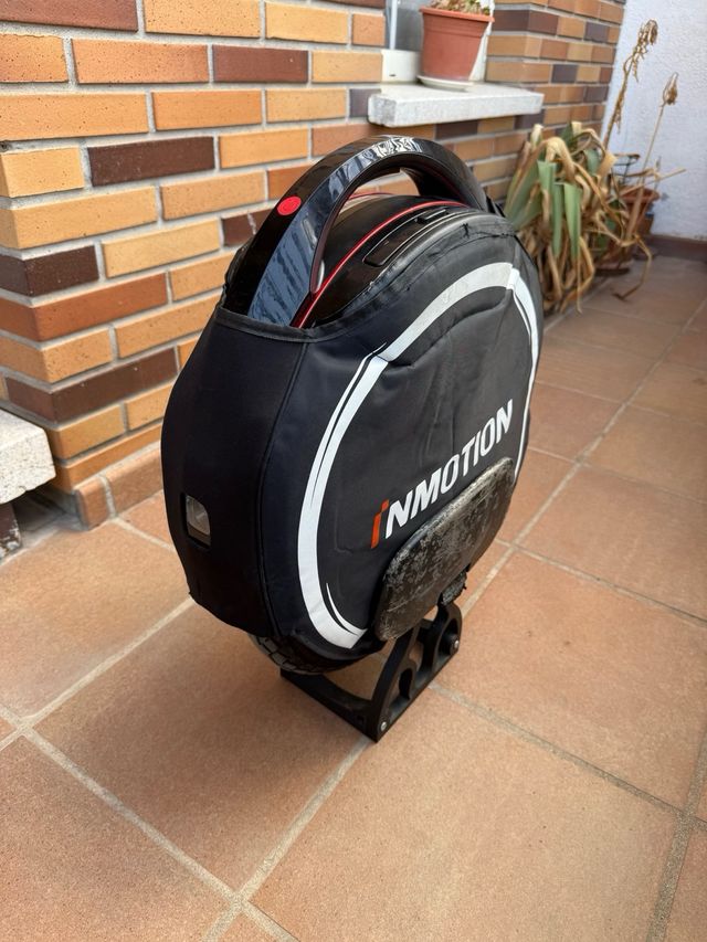 Monociclo eléctrico INMOTION V8F + funda + 2 carga