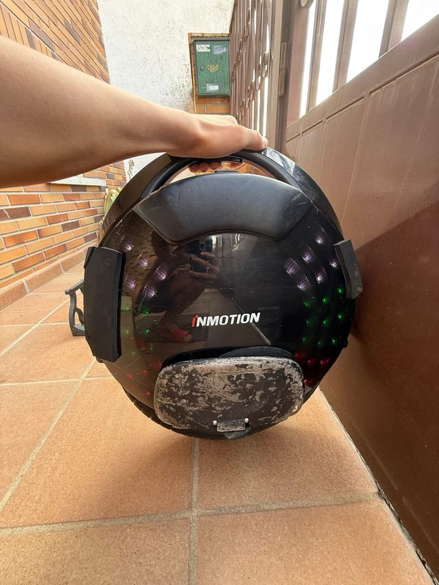 Monociclo eléctrico INMOTION V8F + funda + 2 carga