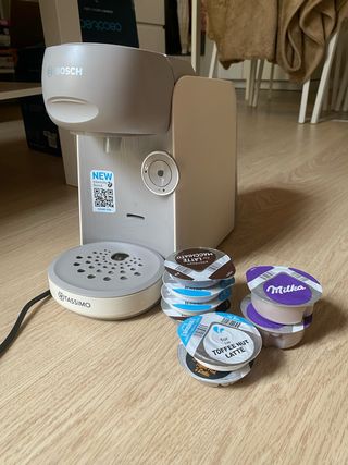 Cafetera Tassimo Finesse + cápsulas 