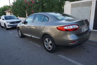 Renault Fluence 2012