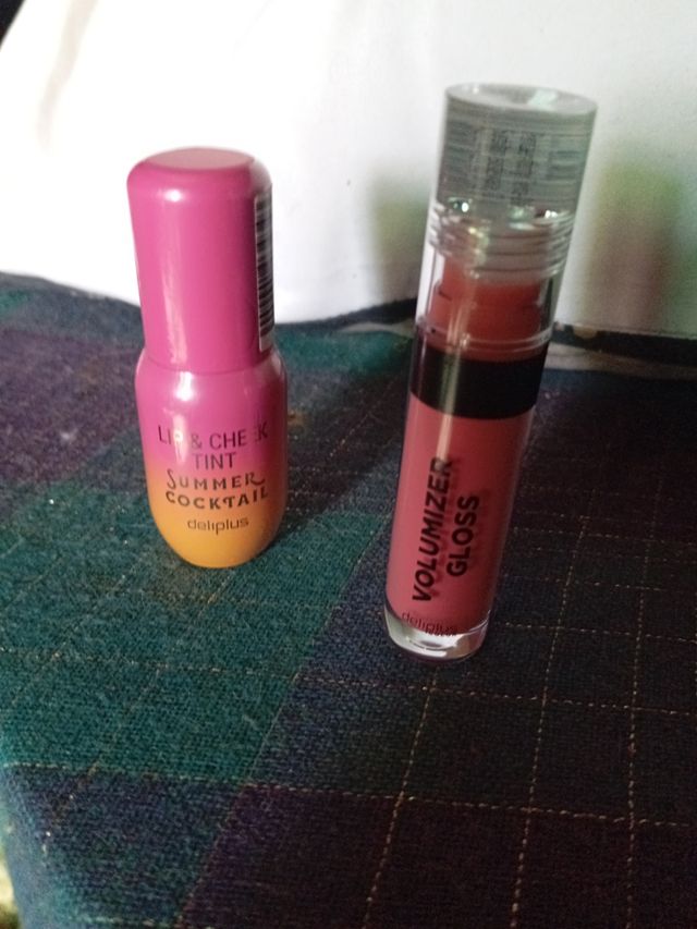 Lote 2 productos Deliplus: Gloss y Lip Tint