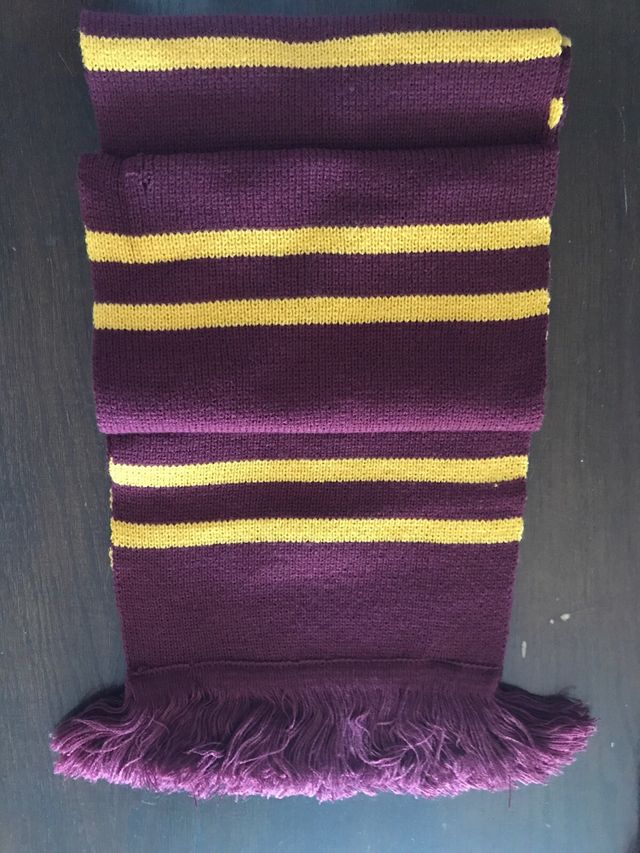 Bufanda Harry Potter Gryffindor NUEVA con tara