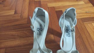 Sandalias elegantes marca Angari