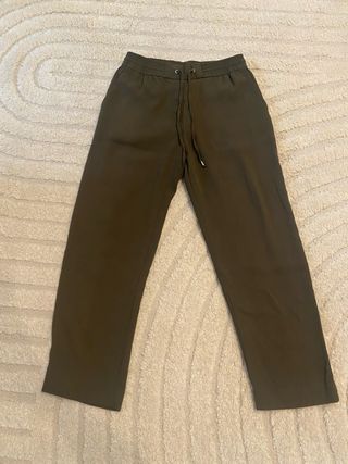 tres pantalones de Zara y H&M