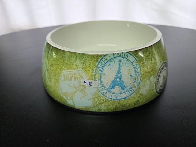 Ciotola per animali domestici con design da viaggio