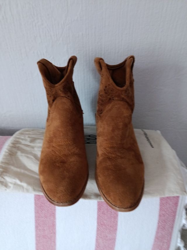 Botines de chica marrones