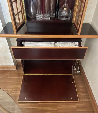 Vitrina Mueble Madera y Cristal con 2 Cajones