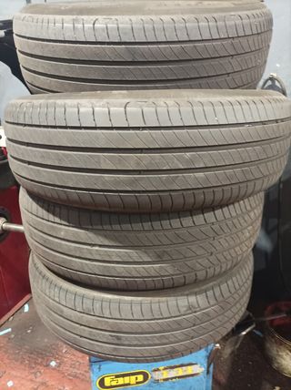 Neumáticos 215/65/17.103v Michelin 