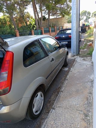 Ford Fiesta 2004