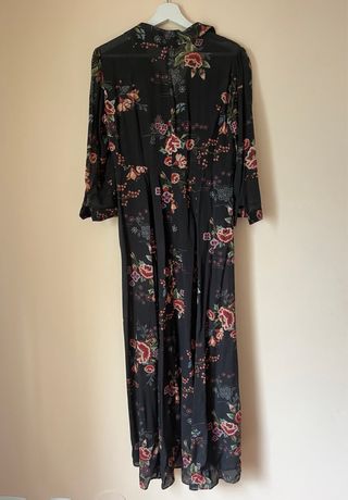 Vestido largo floral Zara