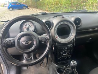 MINI Countryman 2011
