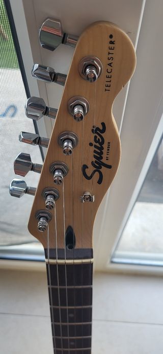 Guitarra Squier Telecaster Amarilla