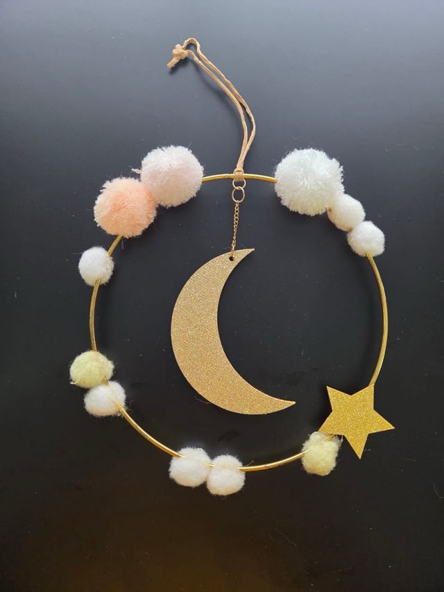 Decorazione per bambini con luna e stella