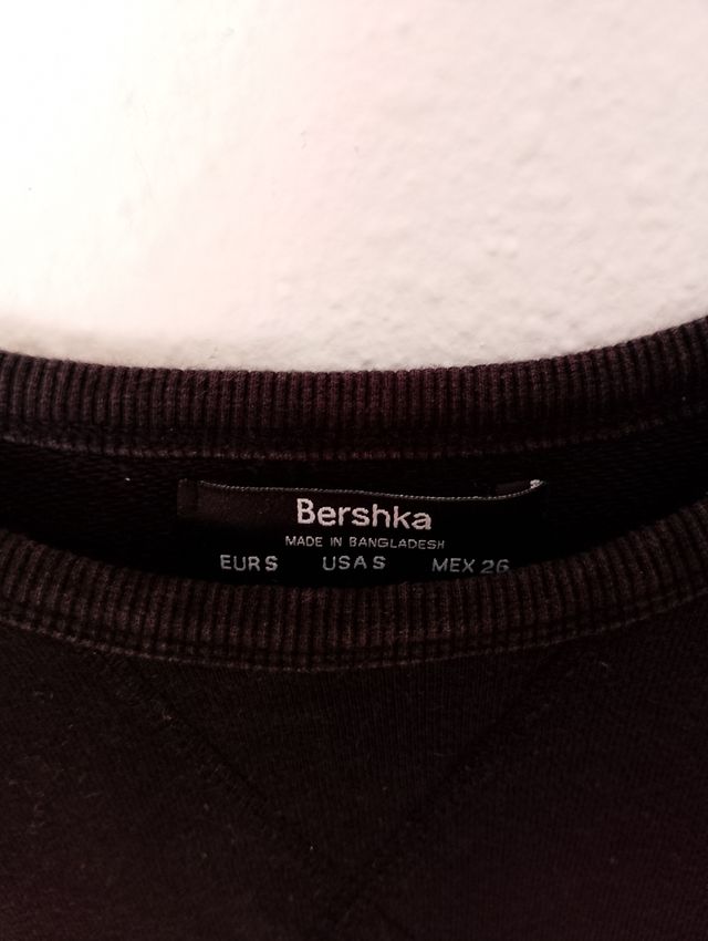 Sudadera Bershka California Negra