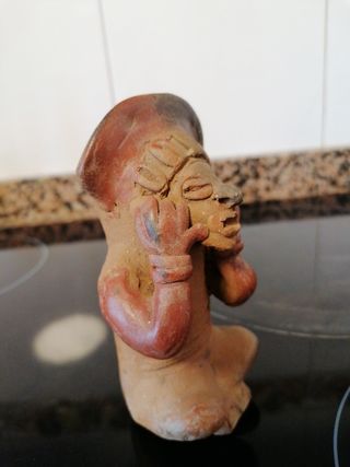 Figuras de barro precolombinas