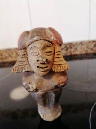 Figuras de barro precolombinas