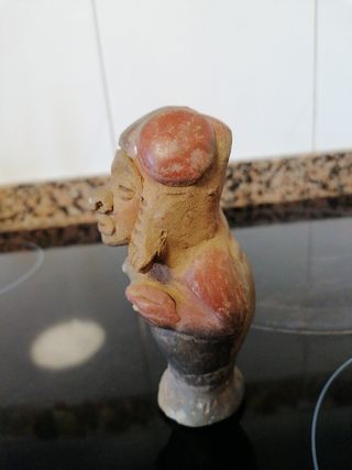 Figuras de barro precolombinas