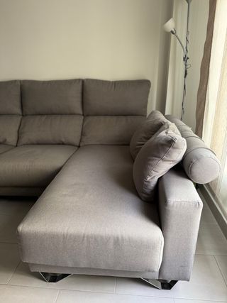 Sofá de 3 plazas + chaiselongue gris