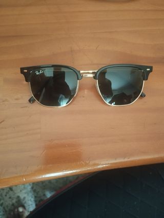 Gafas Ray-Ban Clubmaster Negro y Dorado