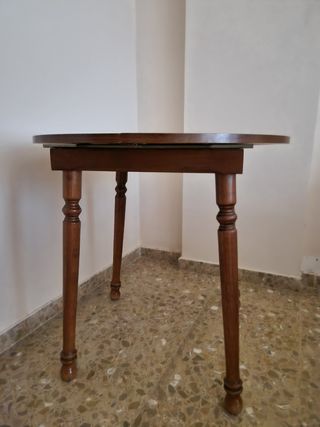 Mesa de salón de madera extensible 