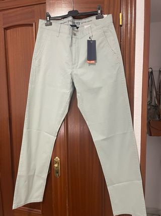 Pantalón Chino Dockers Beige Hombre