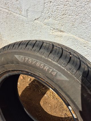 Neumático 175/65R14