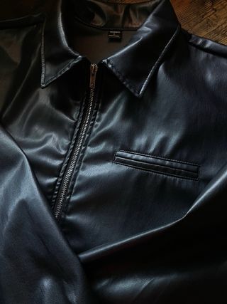 Chaqueta negra de cuero para hombre Talla L