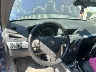 Opel Astra H Azul
DESPIECE