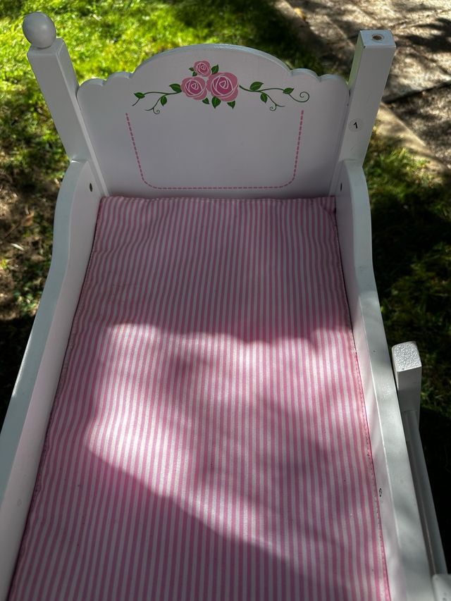 Cuna litera de juguete en madera. Marca Miyo