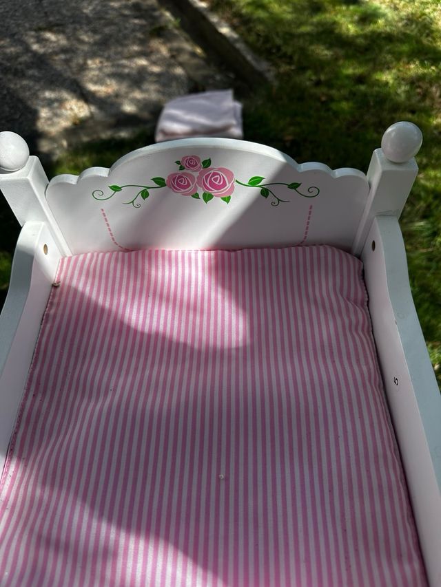 Cuna litera de juguete en madera. Marca Miyo